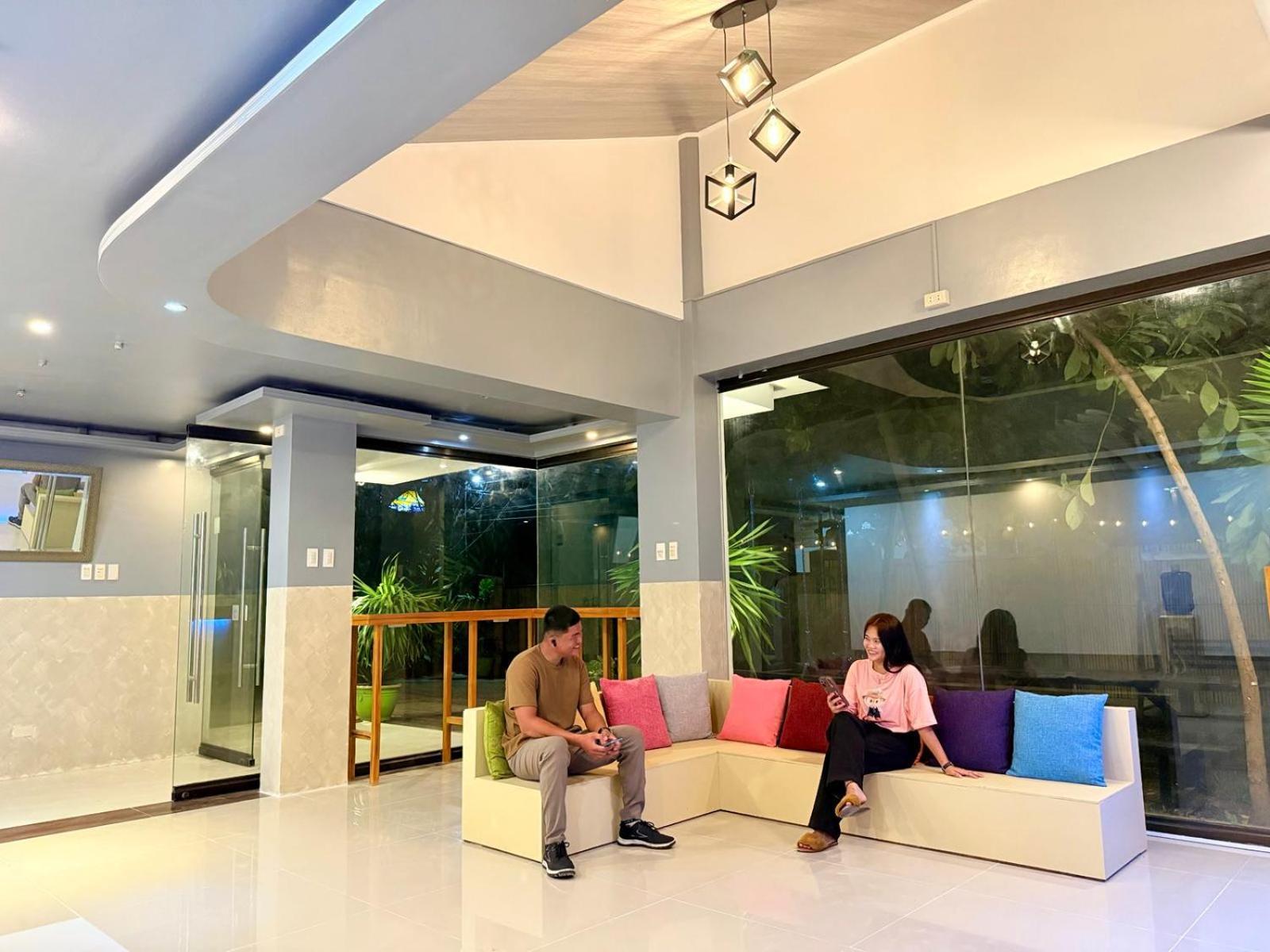 Goofy Ants Hostel Puerto Princesa ภายนอก รูปภาพ