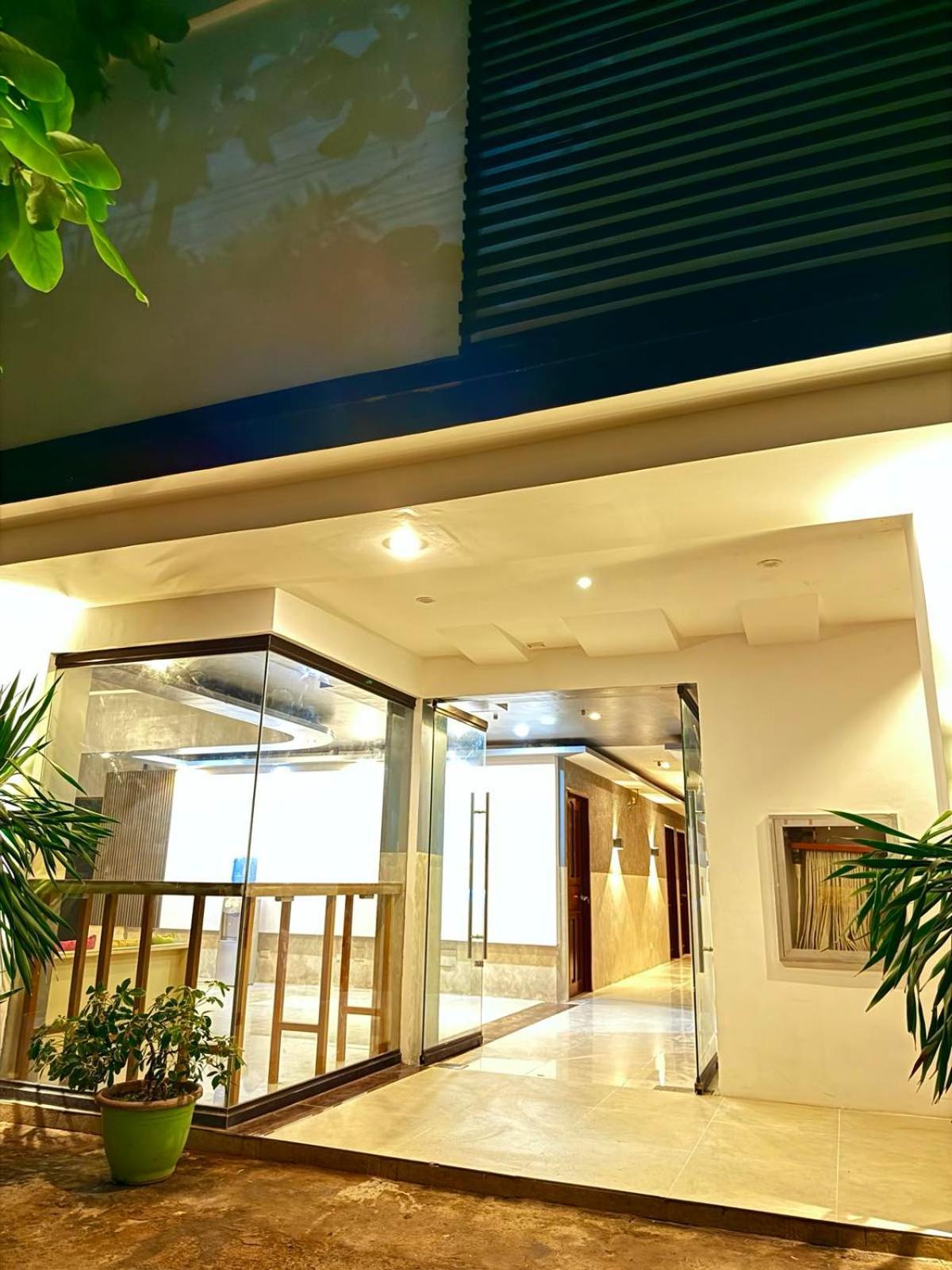 Goofy Ants Hostel Puerto Princesa ภายนอก รูปภาพ