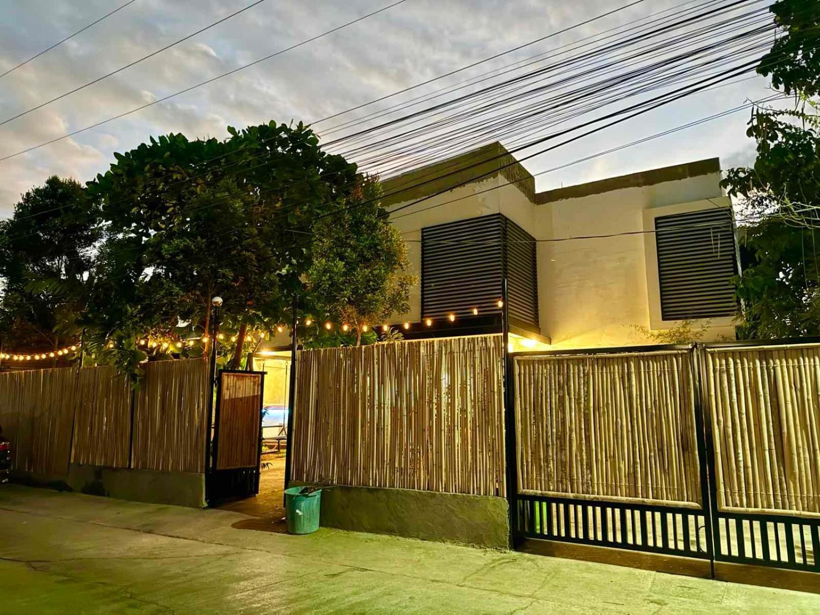 Goofy Ants Hostel Puerto Princesa ภายนอก รูปภาพ